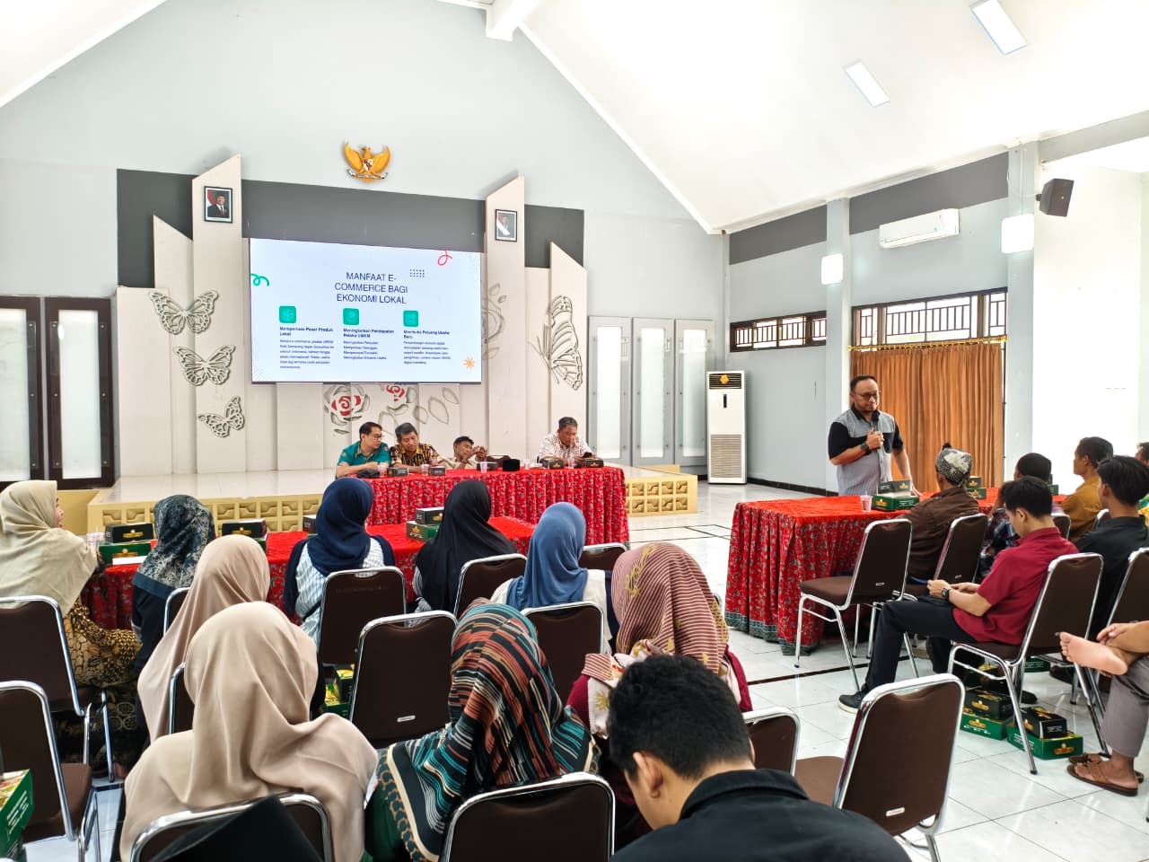 Diskominfo Semarang Buka Peluang Pasar Global Bagi Produk Lokal Gunungpati Lewat Strategi E-Commerce