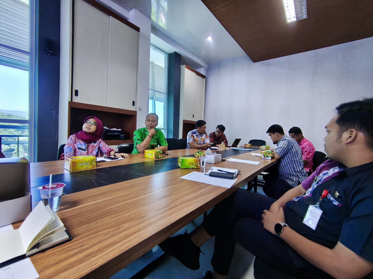 Diskominfo Hadiri Rapat Penyelenggaraan Perizinan Bahas SOP dan Standar Pelayanan