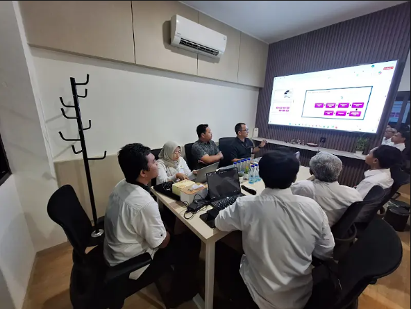 Rapat Harmonisasi Penyusunan Petunjuk Teknis dan SOP Pemanfaatan Data Tunggal Sosial dan Ekonomi Nasional (DTSEN) dengan Sistem Informasi dtsen.semarangkota.go.id